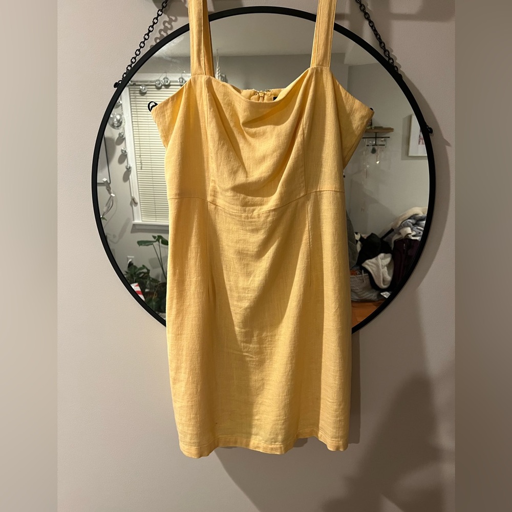 Yellow dress